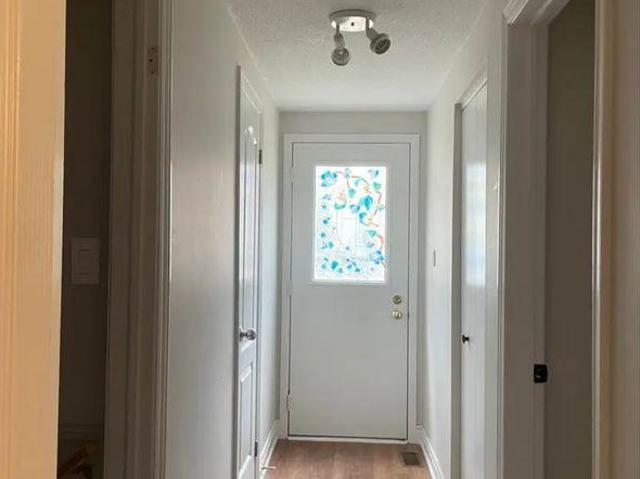 3 Bedroom Shared Living/roommate Pickering ON LS97413543
