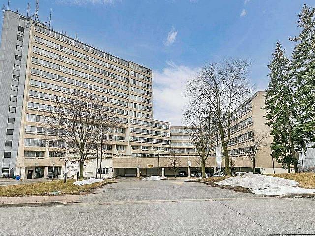 3 Bedroom Sheppard Ave E / Markham Rd