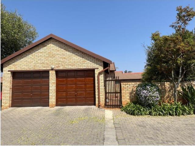 3 Bedroom Simplex To Let in Willowbrook