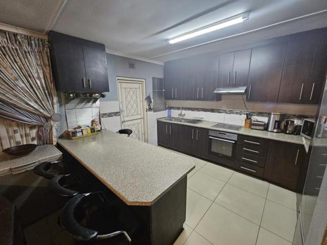 3 Bedroom Simplex in Wild en Weide