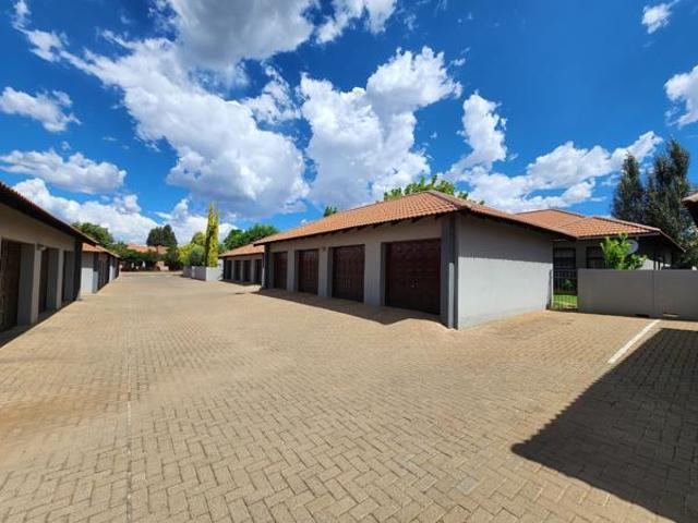 3 Bedroom Simplex in Woodland Hills Wildlife Estate