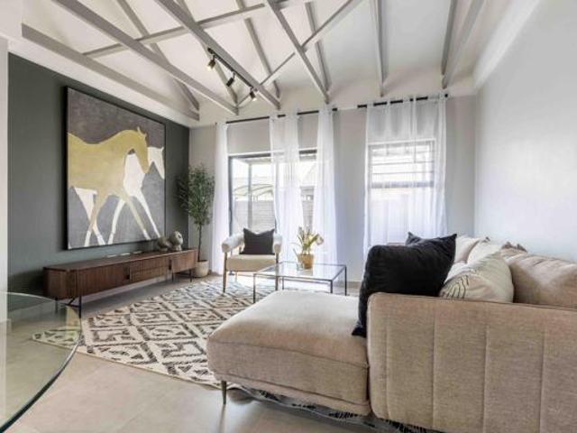 3 Bedroom Simplex in Amberfield