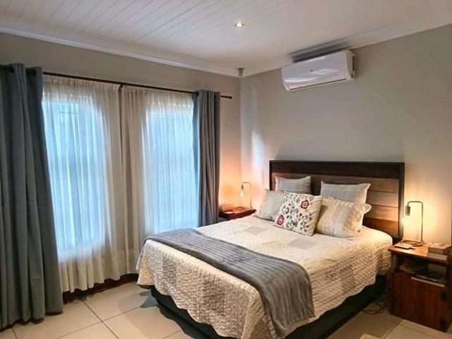 3 Bedroom Simplex in Baillie Park