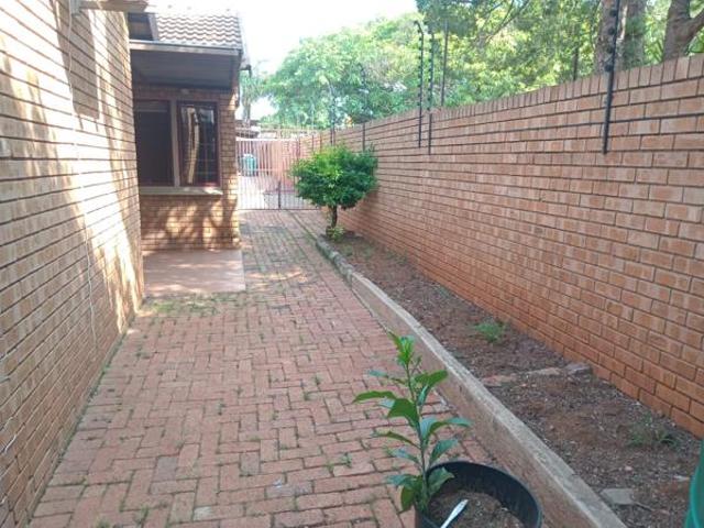 3 Bedroom Simplex in Bendor
