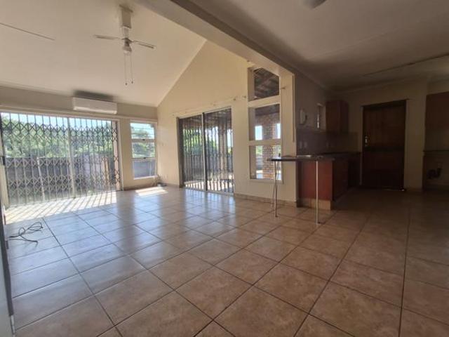 3 Bedroom Simplex in Birdswood