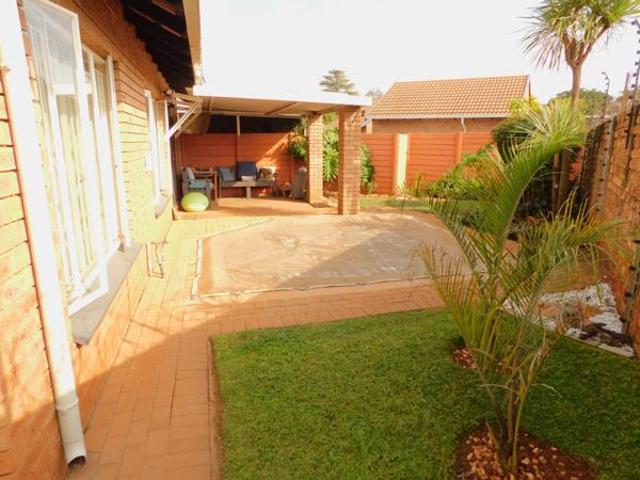 3 Bedroom Simplex in Clubview