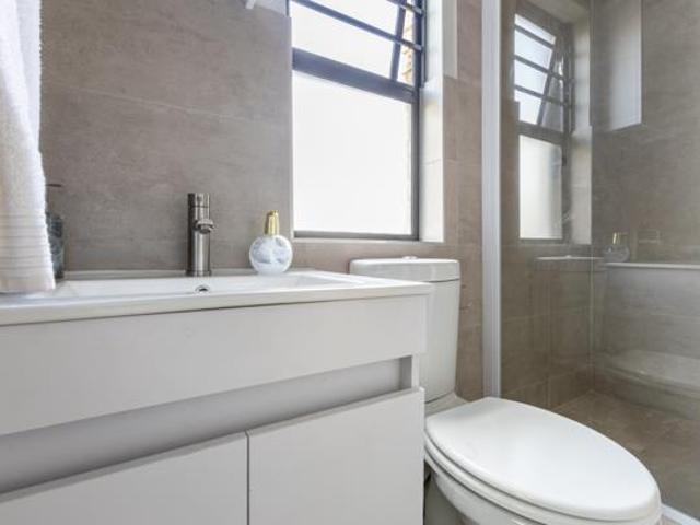 3 Bedroom Simplex in Die Hoewes