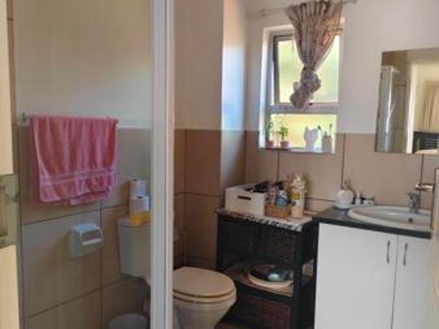 3 Bedroom Simplex in Die Wilgers