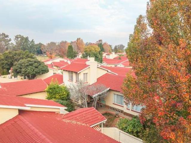 3 Bedroom Simplex in Eldoraigne