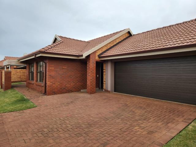 3 Bedroom Simplex in Eldoraigne