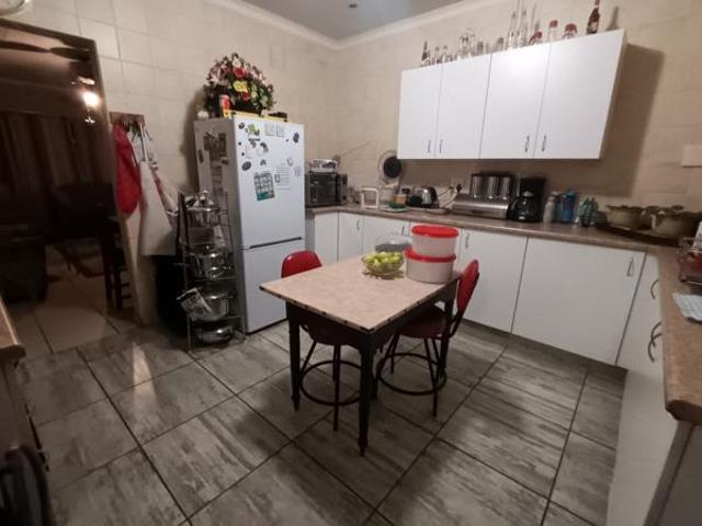 3 Bedroom Simplex in Fochville