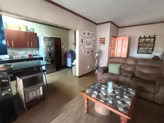 3 Bedroom Simplex in Fochville