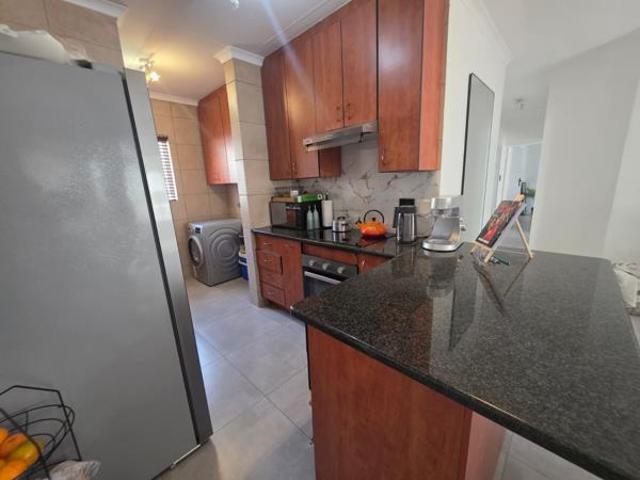 3 Bedroom Simplex in Kosmosdal