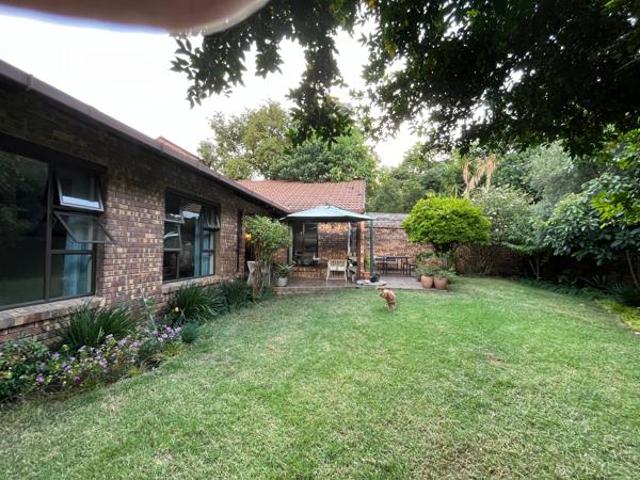 3 Bedroom Simplex in Lonehill