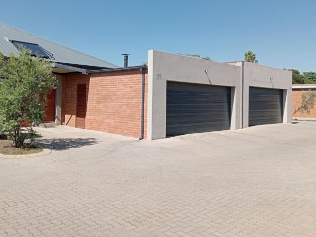 3 Bedroom Simplex in Montana