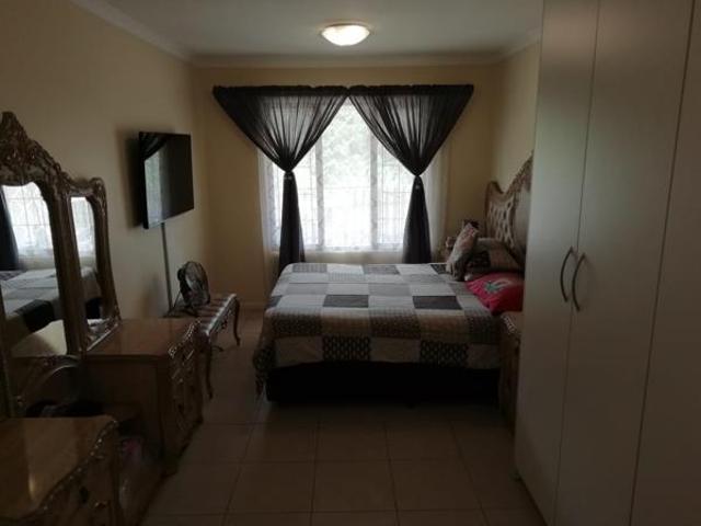 3 Bedroom Simplex in Northdene