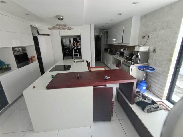 3 Bedroom Simplex in Reservoir Hills