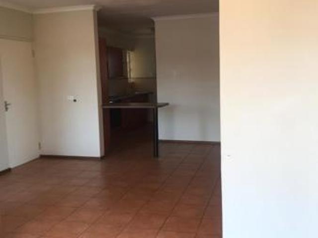 3 Bedroom Simplex in Reyno Ridge