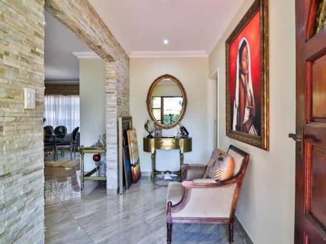 3 Bedroom Simplex in Scottsville
