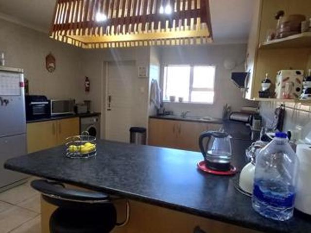 3 Bedroom Simplex in Sherwood