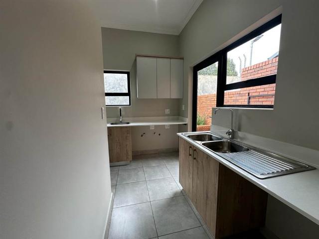 3 Bedroom Simplex in Six Fountains Estate