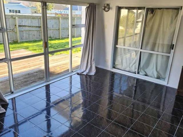 3 Bedroom Spacious Family Home in Wainuiomata