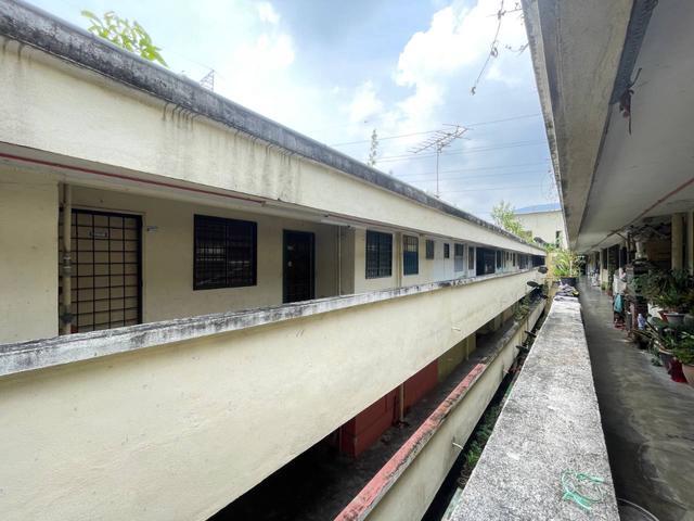 3 Bedroom Pangsapuri Seri Era Desa Latania Seksyen 36Shah AlamKlang