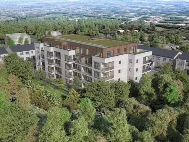 3 Bedroom Penthouse Apartment, Beckett Woods, Brighton Road, F.