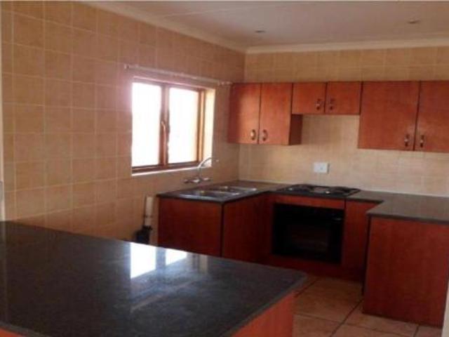 3 Bedroom Penthouse in Reyno Ridge