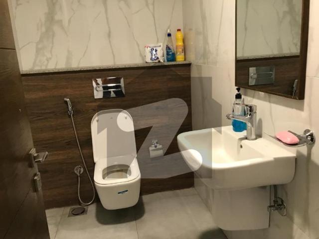 3 bedroom with maid room+ powder room semi furnished apartment available for rent penta square by dha lahore