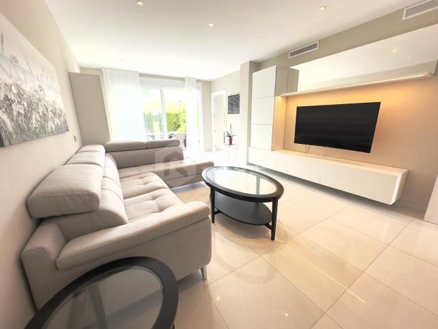 3 Bedroom Town House with Private Garden