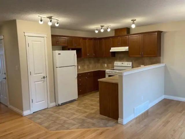 3 Bedroom Townhome with Attached Garage