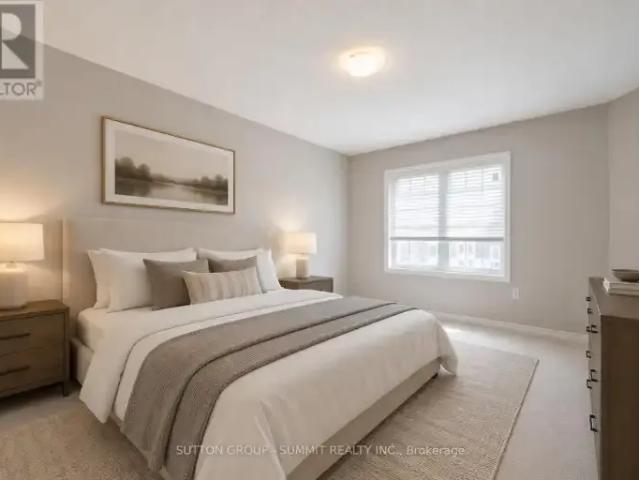 3 Bedroom Townhouse Milton ON 102883621