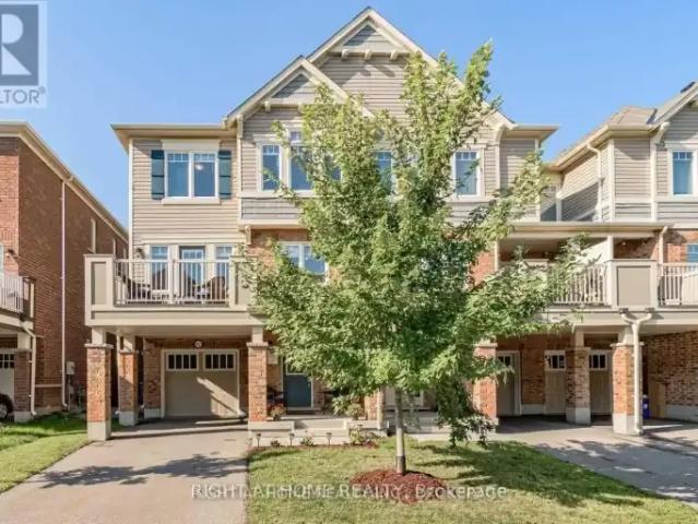 3 Bedroom Townhouse Milton ON 105004956
