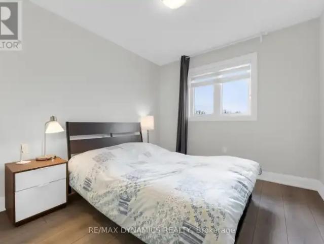 3 Bedroom Townhouse Niagara Falls ON 102339177