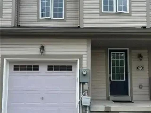 3 Bedroom Townhouse Niagara Falls ON LS101827830