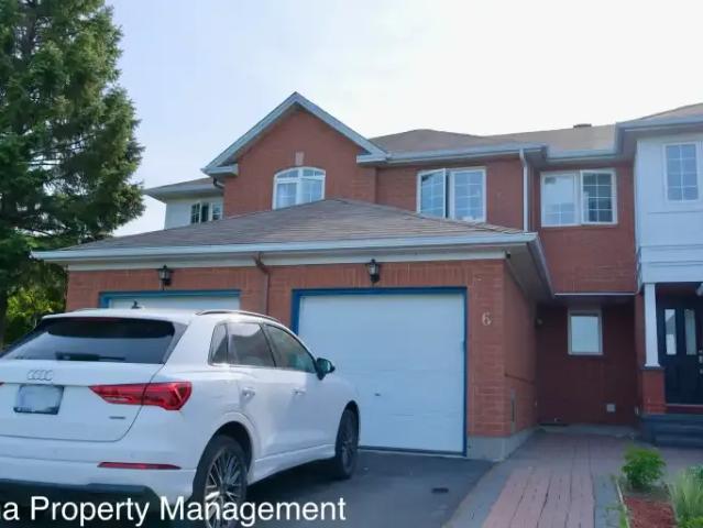 3 Bedroom Townhouse Ottawa ON 103322454