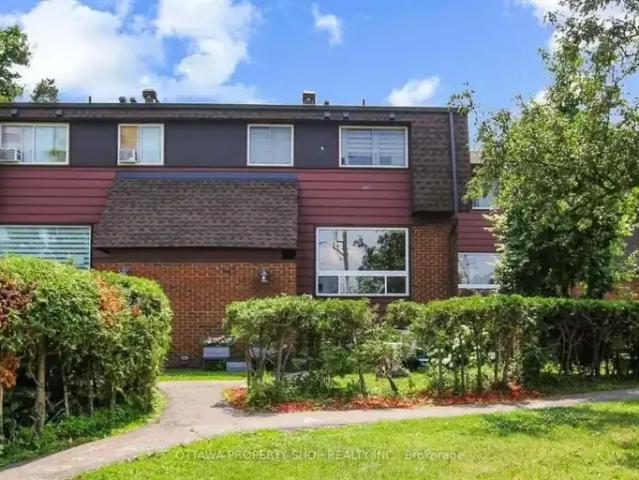 3 Bedroom Townhouse Ottawa ON LS102952105