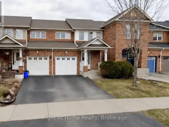 3 Bedroom Townhouse Oakville ON 102883648