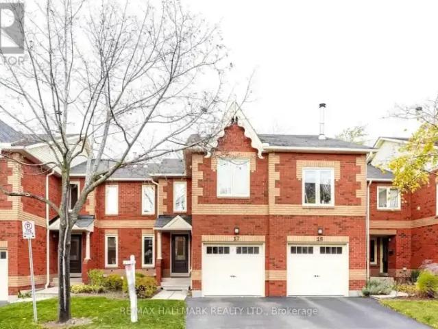 3 Bedroom Townhouse Oakville ON 103879661
