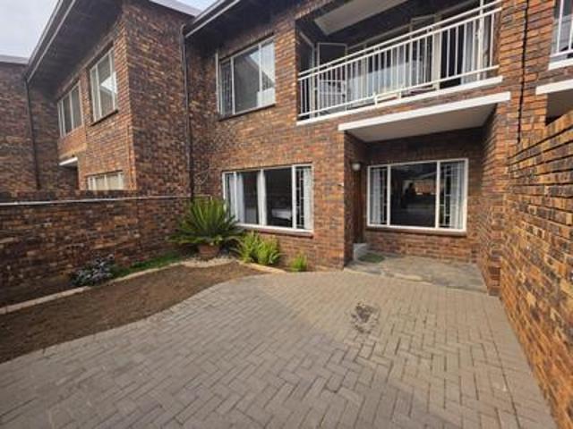 3 bedroom townhouse on the market in.