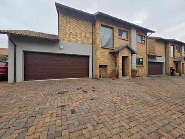 3 bedroom townhouse on the market in.