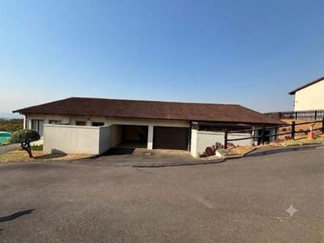 3 bedroom townhouse on the market in.