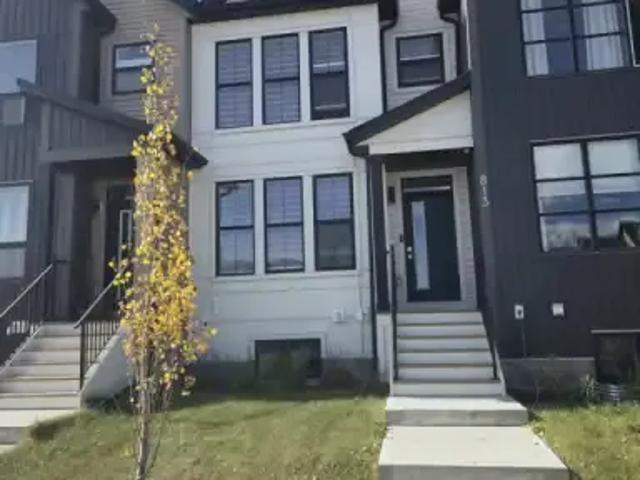 3 Bedroom Townhouse Airdrie AB 98259774