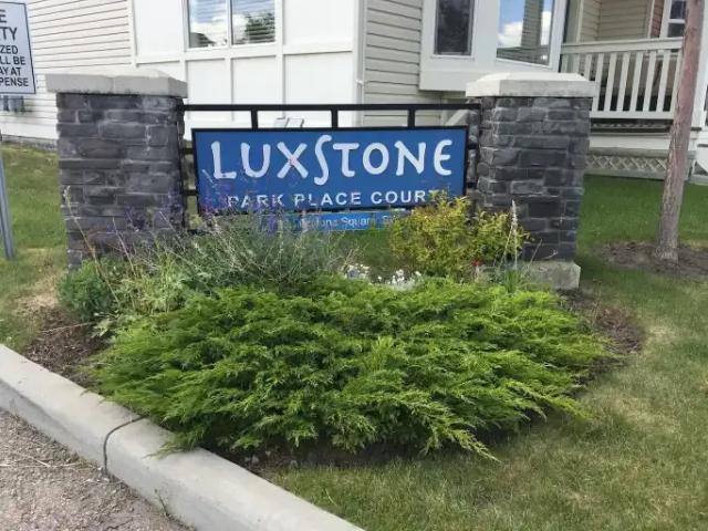3 Bedroom Townhouse Airdrie AB LS102883530