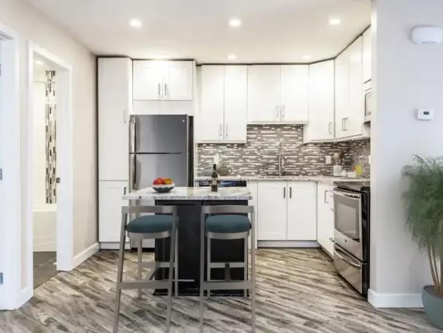 3 Bedroom Townhouse Calgary AB 104179827