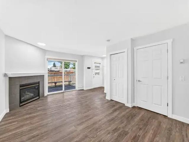 3 Bedroom Townhouse Calgary AB 104182772