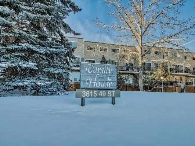 3 Bedroom Townhouse Calgary AB 104362688