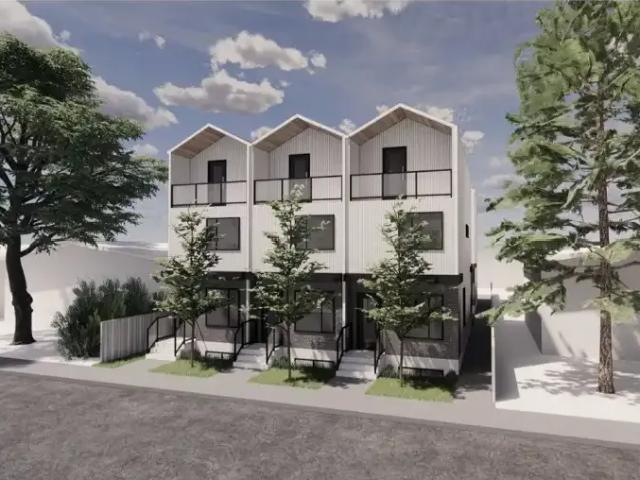 3 Bedroom Townhouse Calgary AB 102052367