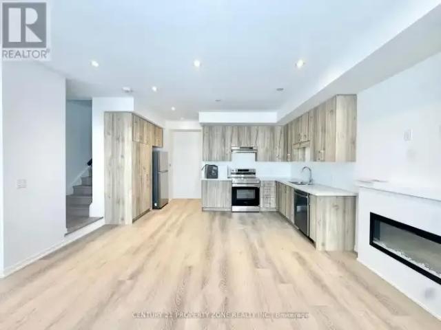 3 Bedroom Townhouse Cambridge ON 102578754